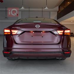 نيسان ألتيما